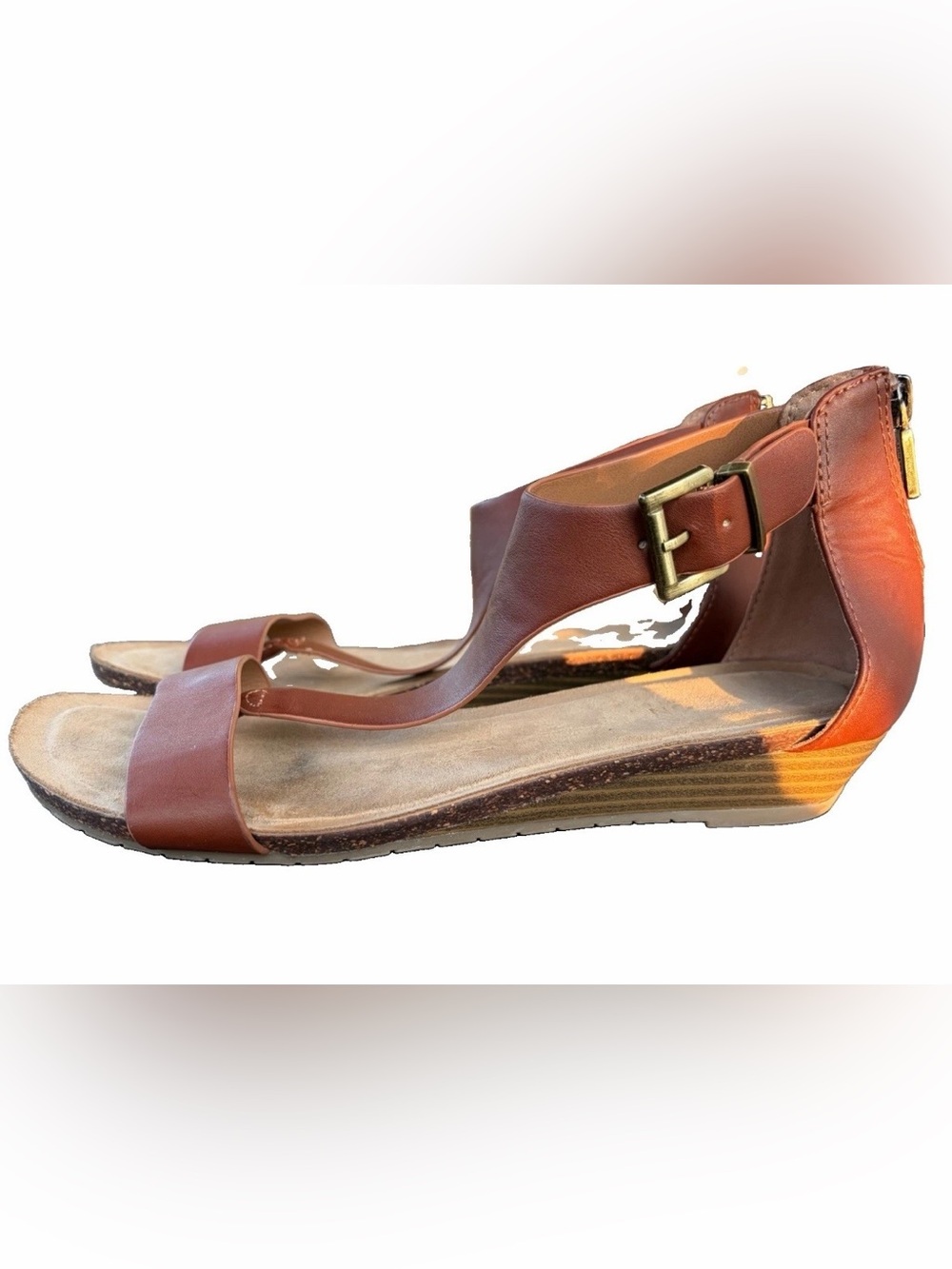 Reaction Kenneth Cole Women Great Gal T-Strap Wedge Sandals Size US 7.5 brown